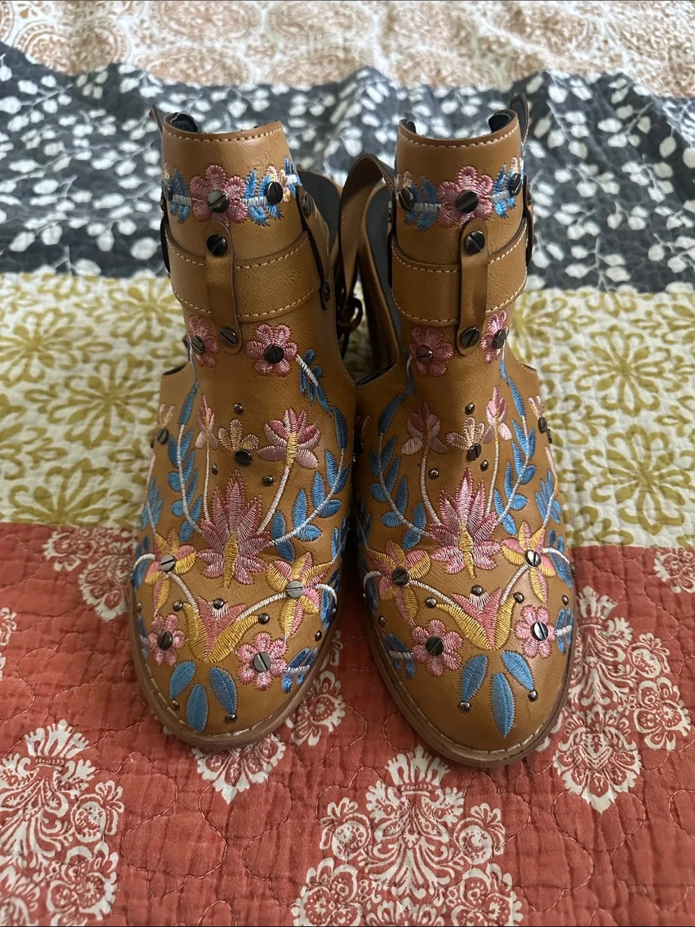 Embroidered Floral Ankle Boots - Tan